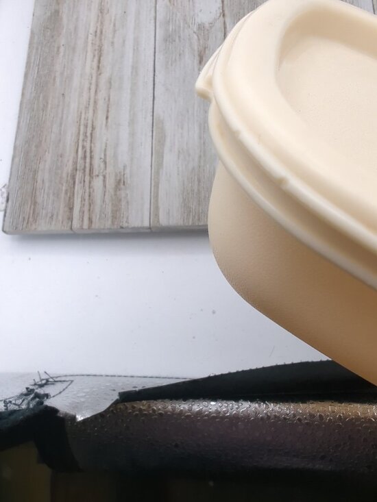 Rubbermaid 2 Cup Storage Container #2243 Square Servin Saver Almond - B - Picture 12 of 12